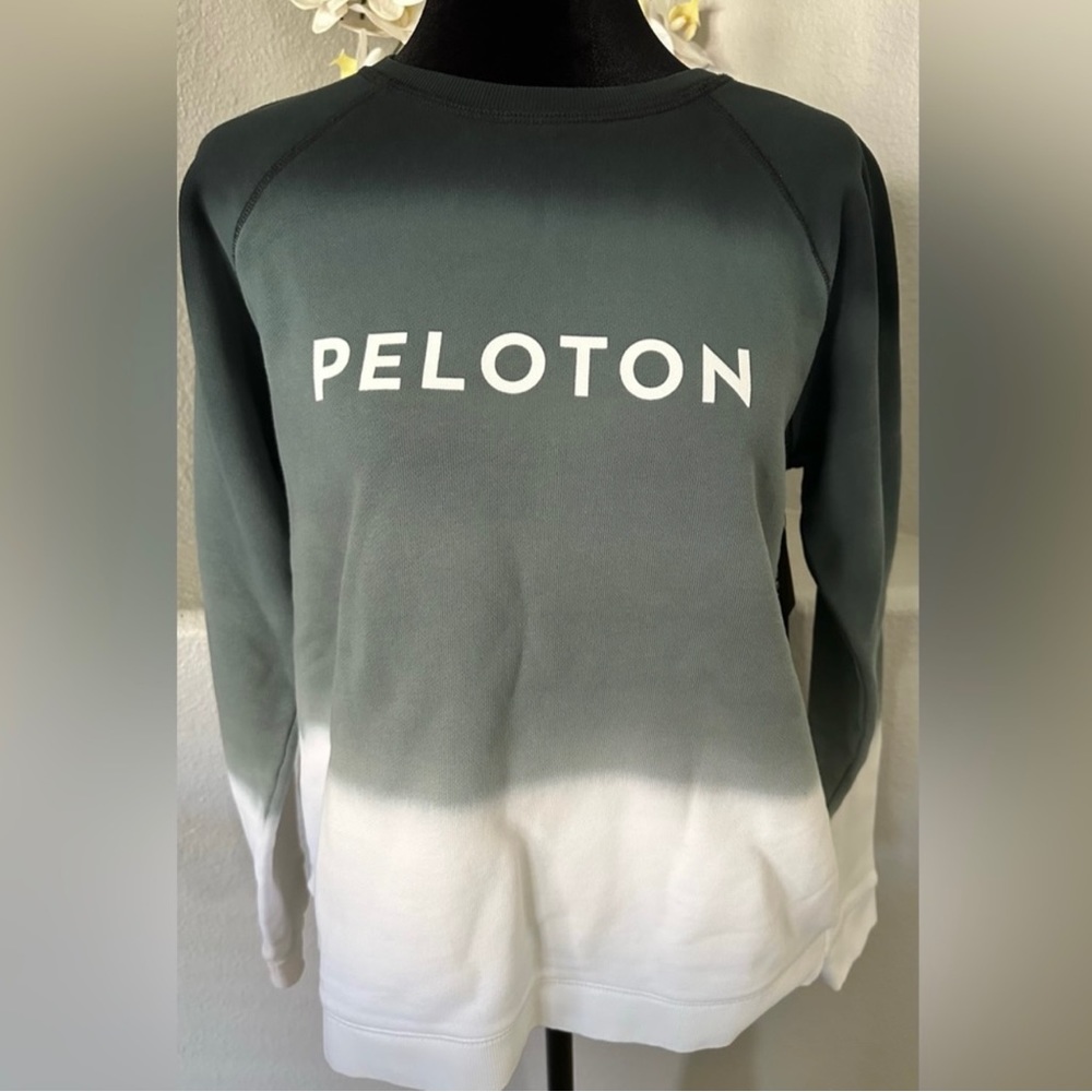 Peloton Women’s Ombré Crewneck Pullover